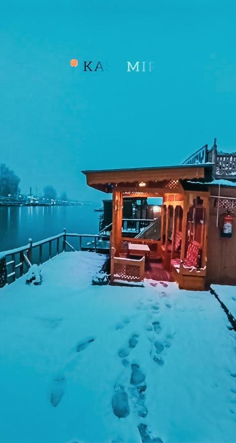 Hb Nancy Group Of Houseboats 호텔 Srīnagar 외부 사진